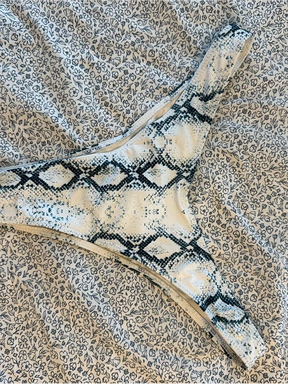 Snake Print Bikini Bottoms - White & Blue